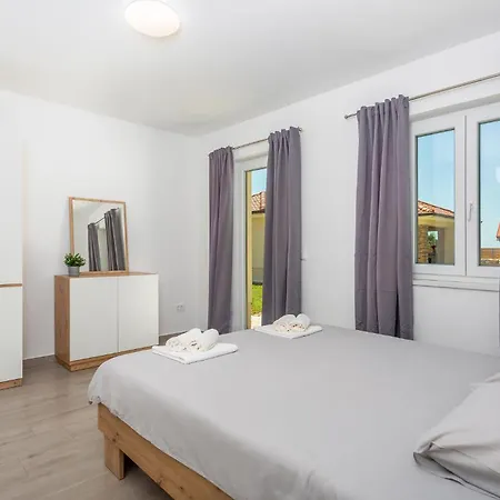 4 Bedroom Amazing In * Kras