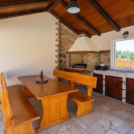 Casa de Férias 4 Bedroom Amazing In