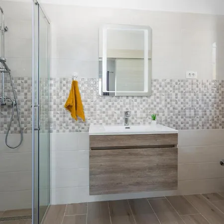 펜션 4 Bedroom Amazing In *
