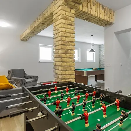 펜션 4 Bedroom Amazing In